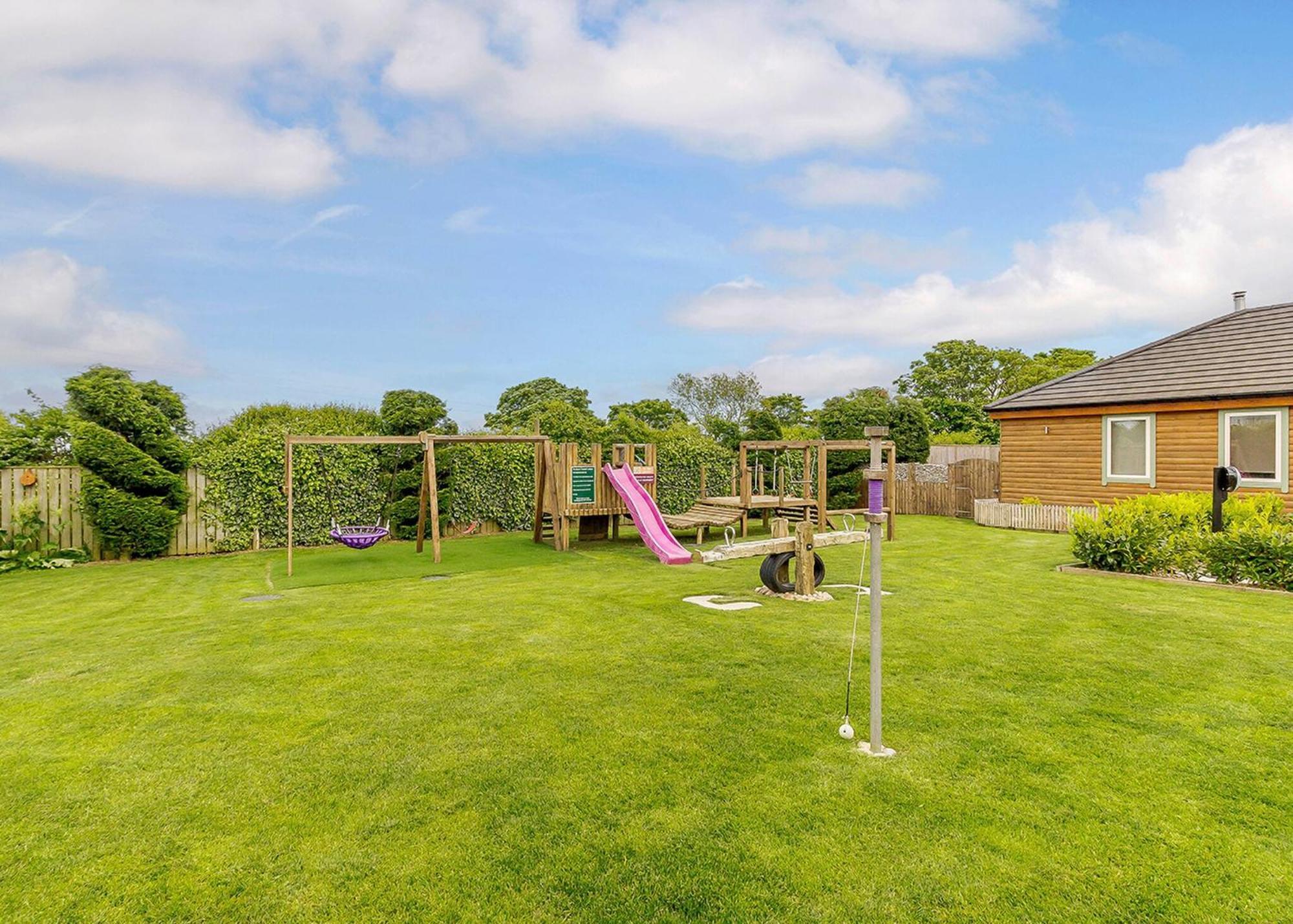 Durham Coastal Lodges Haswell Экстерьер фото